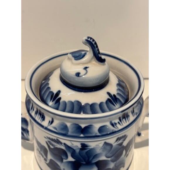 Vintage Gzhel Porcelain Tea Pot Chinoiserie Style Blue White Hand Made Russia - Picture 7 of 12